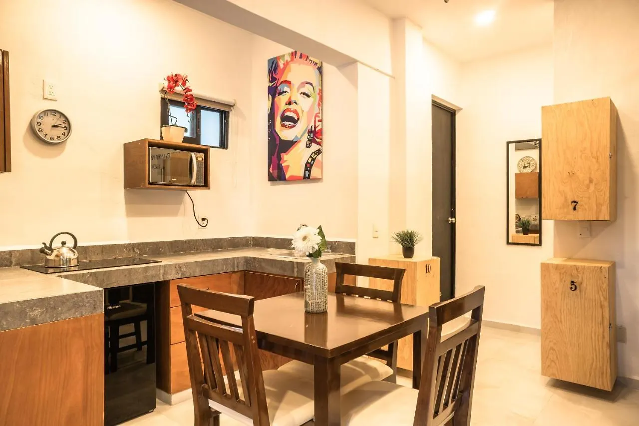 Maui hostel playa del carmen México